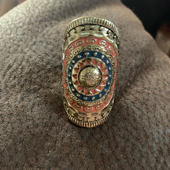 Aztec style chunky gold plated ring - Picture 3 of 3